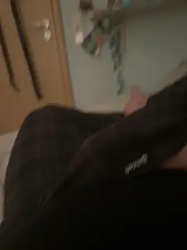 germanboy3 online show from 04-18-26, 06:28