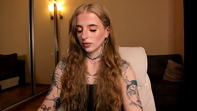 Snapshot of harley_kimm chatting on 04-23-26, 05:19 harley kimm online show from 04-23-26, 05:19