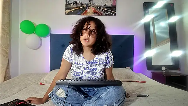 Miza Cute online show from 03-26-26, 09:42