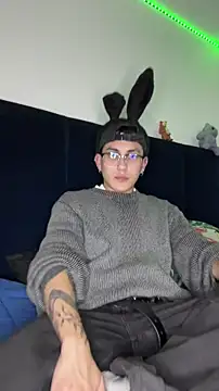 J Bunny1 online show from 03-31-26, 12:12