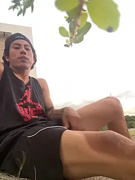 whosley online show from 04-19-26, 11:51