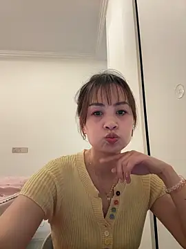 Yang 218 online show from 04-24-26, 06:27