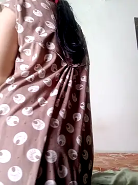 Snapshot of Sexyy_Bhabhi_143 chatting on 05-08-26, 07:14 Sexyy Bhabhi 143 online show from 05-08-26, 07:14