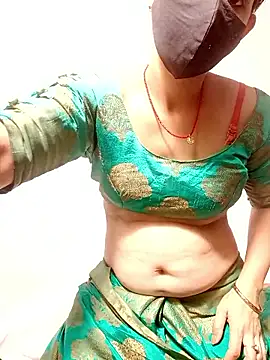 Snapshot of Sexyy_Bhabhi_143 chatting on 05-10-26, 04:56 Sexyy Bhabhi 143 online show from 05-10-26, 04:56