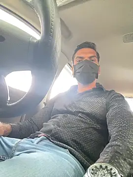 9inchesHire online show from 04-29-26, 03:10