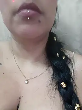 val eria online show from 04-19-26, 03:06