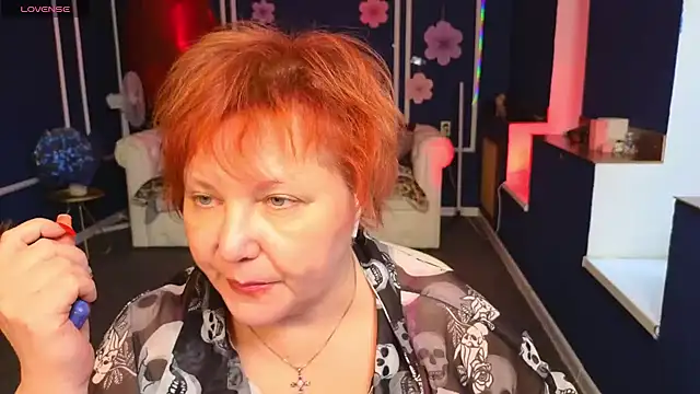 Kira Kingslee online show from 04-27-26, 11:19