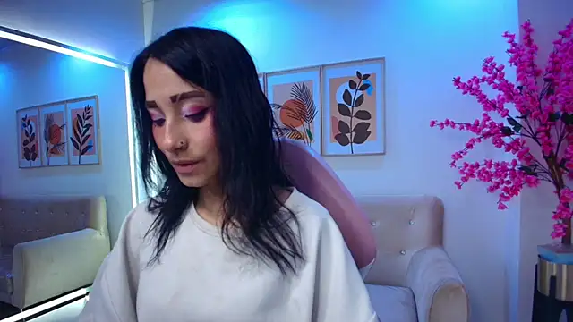 Palmer foxx online show from 04-22-26, 03:20