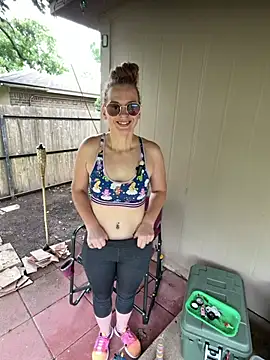 RoxyRedXO12 online show from 04-22-26, 05:58
