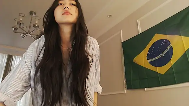 Snapshot of SecretTiny chatting on 06-15-26, 12:46 SecretTiny online show from 06-15-26, 12:46