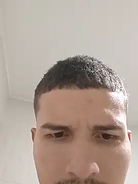 Snapshot of camiloangel119 chatting on 03-30-26, 12:22 camiloangel119 online show from 03-30-26, 12:22