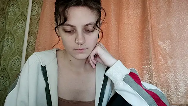 ShirleyNibbs online show from 04-02-26, 03:09