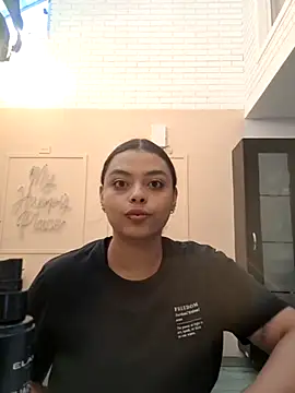 scarlett  2 online show from 05-09-26, 10:37