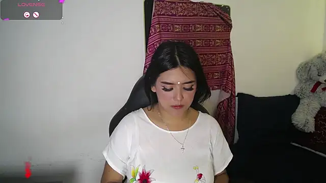 Snapshot of devika_kumar chatting on 06-06-26, 07:29 devika kumar online show from 06-06-26, 07:29
