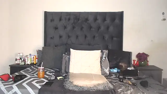 AdventuresLove7 online show from 05-19-26, 01:56