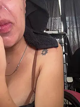 Amber-fire online show from 04-25-26, 06:16