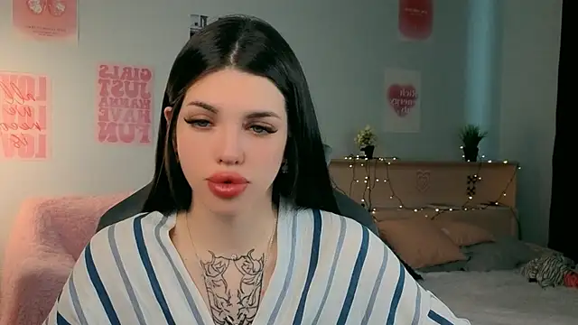 molly rettyy online show from 05-08-26, 04:29