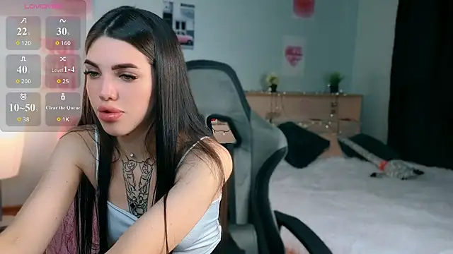 molly rettyy online show from 06-20-26, 03:53