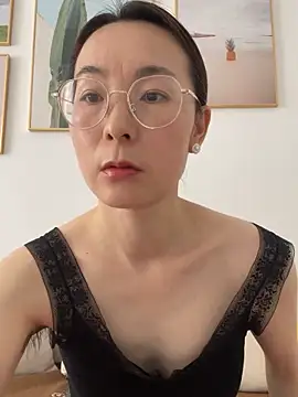you-520 online show from 06-17-26, 02:58