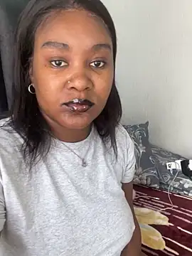 Saucy peachy online show from 04-04-26, 10:57