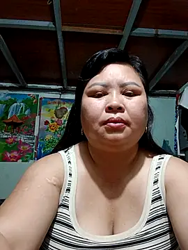 Snapshot of Monglan-c chatting on 04-05-26, 02:42 Monglan-c online show from 04-05-26, 02:42