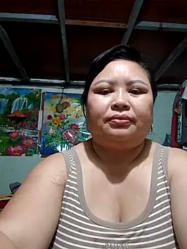 Snapshot of Monglan-c chatting on 05-07-26, 07:14 Monglan-c online show from 05-07-26, 07:14