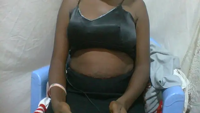 Snapshot of petite46 chatting on 07-05-26, 03:56 petite46 online show from 07-05-26, 03:56