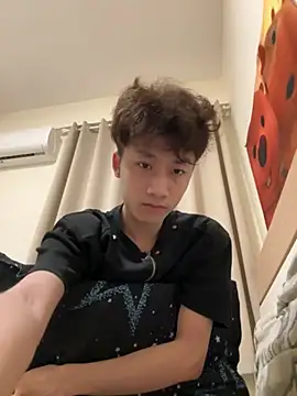 sexyboy-3525 online show from 04-02-26, 02:58