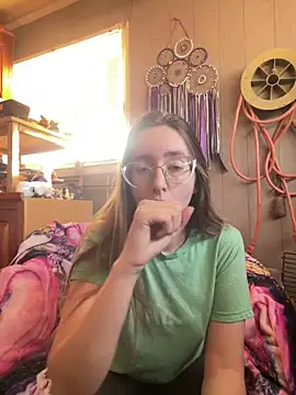 Snapshot of HoneyDripShow chatting on 03-29-26, 01:55 HoneyDripShow online show from 03-29-26, 01:55