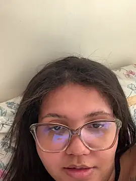 viviboraaaa online show from 04-24-26, 03:58