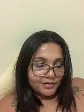 Snapshot of viviboraaaa chatting on 05-05-26, 01:13 viviboraaaa online show from 05-05-26, 01:13