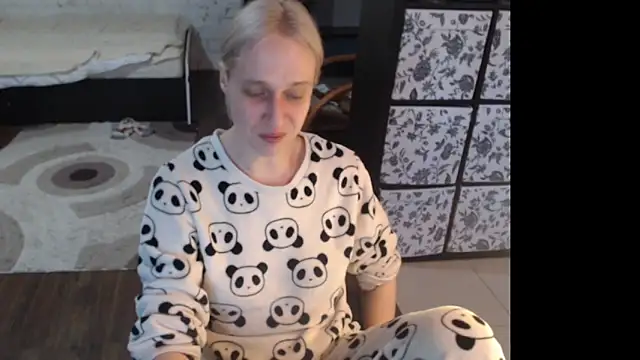 Sweet hot shrmp online show from 04-16-26, 03:35