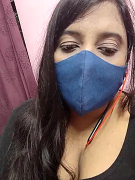 Tami-sonia online show from 04-13-26, 03:06