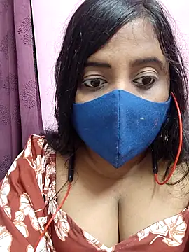Tami-sonia online show from 05-11-26, 03:18