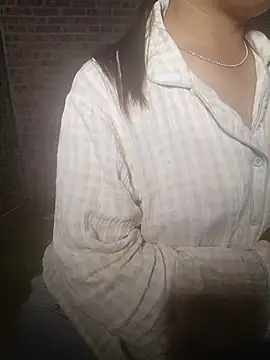 Snapshot of cat-kat chatting on 06-11-26, 11:58 cat-kat online show from 06-11-26, 11:58