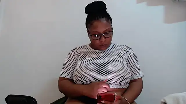 xxZoeyx online show from 03-08-25, 09:39