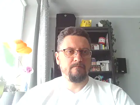 Snapshot of 19cmSlave chatting on 06-08-26, 09:20 19cmSlave online show from 06-08-26, 09:20