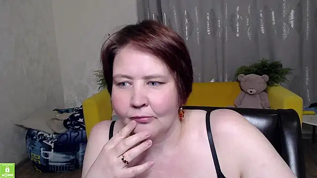 QUEEN02030 online show from 05-08-26, 03:06