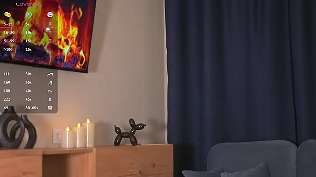 Snapshot of Anna__Jones chatting on 04-24-26, 06:10 Anna Jones online show from 04-24-26, 06:10