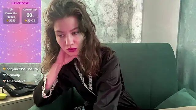 Snapshot of SelenaKiss_ chatting on 04-18-26, 03:10 SelenaKiss online show from 04-18-26, 03:10