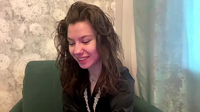 Snapshot of SelenaKiss_ chatting on 05-13-26, 04:54 SelenaKiss online show from 05-13-26, 04:54