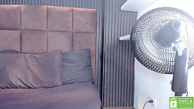 Debora Blaze  online show from 04-10-26, 09:19