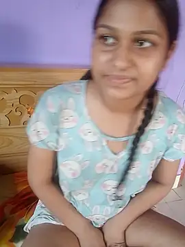 Snapshot of Jerin_Couple61 chatting on 06-11-26, 04:54 Jerin Couple61 online show from 06-11-26, 04:54