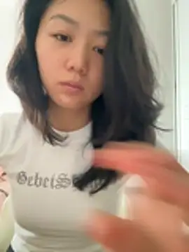 Shanshan 1267 online show from 05-28-26, 03:15