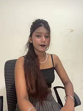 Cutiepie- online show from 04-22-26, 04:52