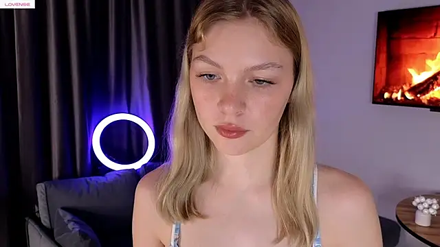 Snapshot of PatriciaaReed chatting on 05-17-26, 06:00 PatriciaaReed online show from 05-17-26, 06:00