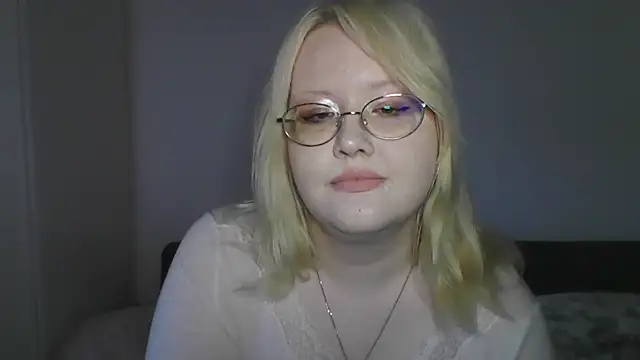 Snapshot of Elayne_Sweet chatting on 04-29-26, 06:17 Elayne Sweet online show from 04-29-26, 06:17