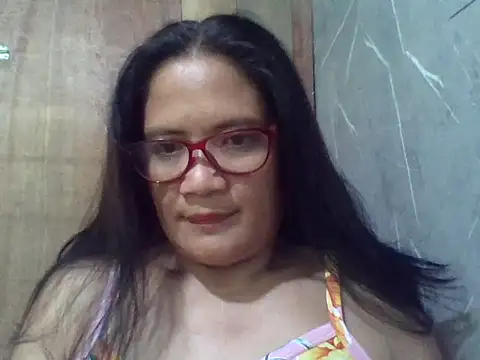 PinayZaira online show from 05-13-26, 11:33