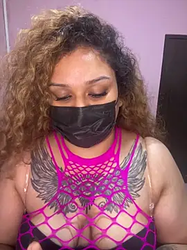 VelvetPoison online show from 06-17-26, 02:18