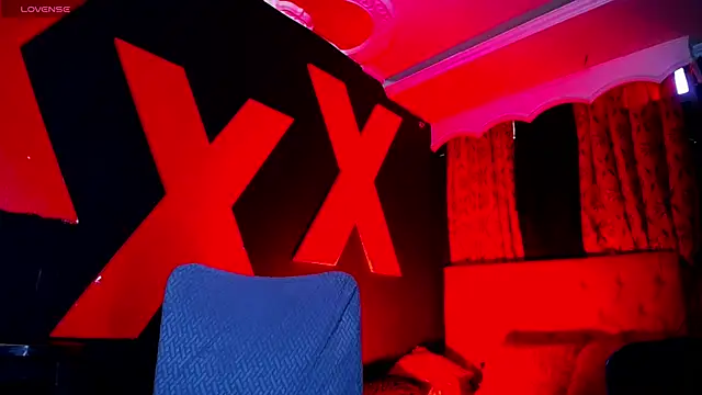 AlanFox1 online show from 05-04-26, 01:40